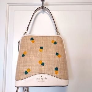 🍍♠️ KATE SPADE Darcy small pineapple bucket bag NWOT 🍍💛